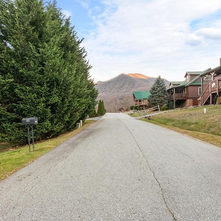 The Snow Owl Cabin Maggie Valley Exterior photo