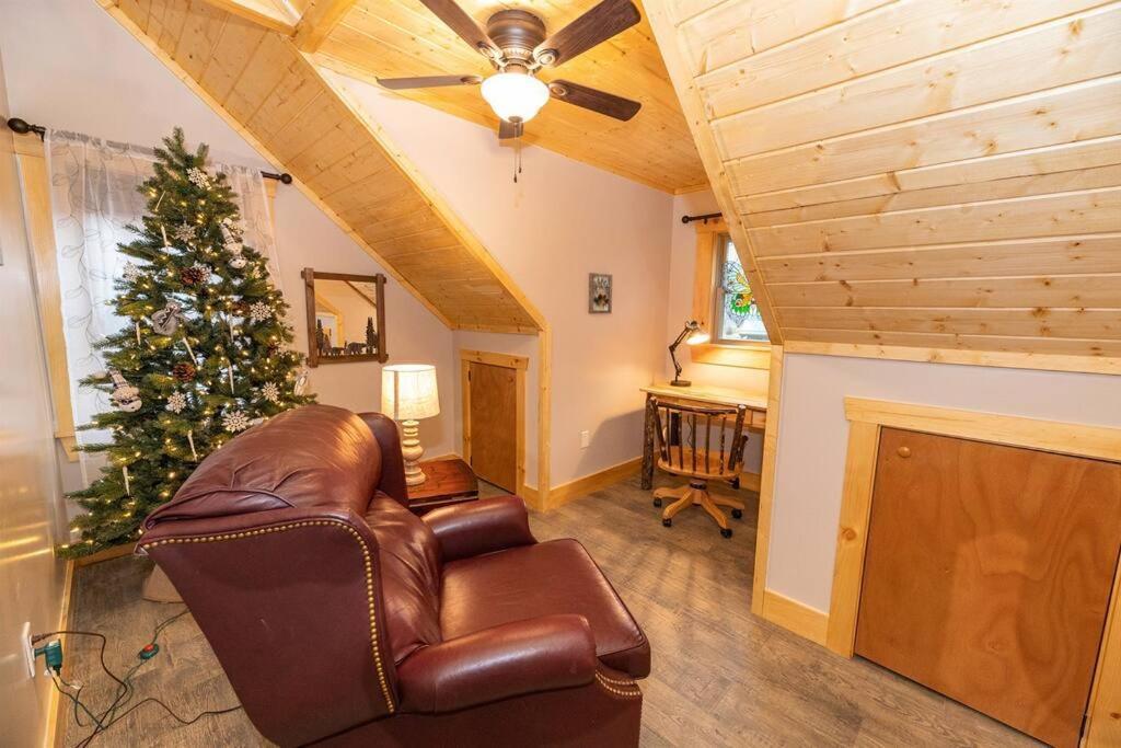 The Snow Owl Cabin Maggie Valley Exterior photo