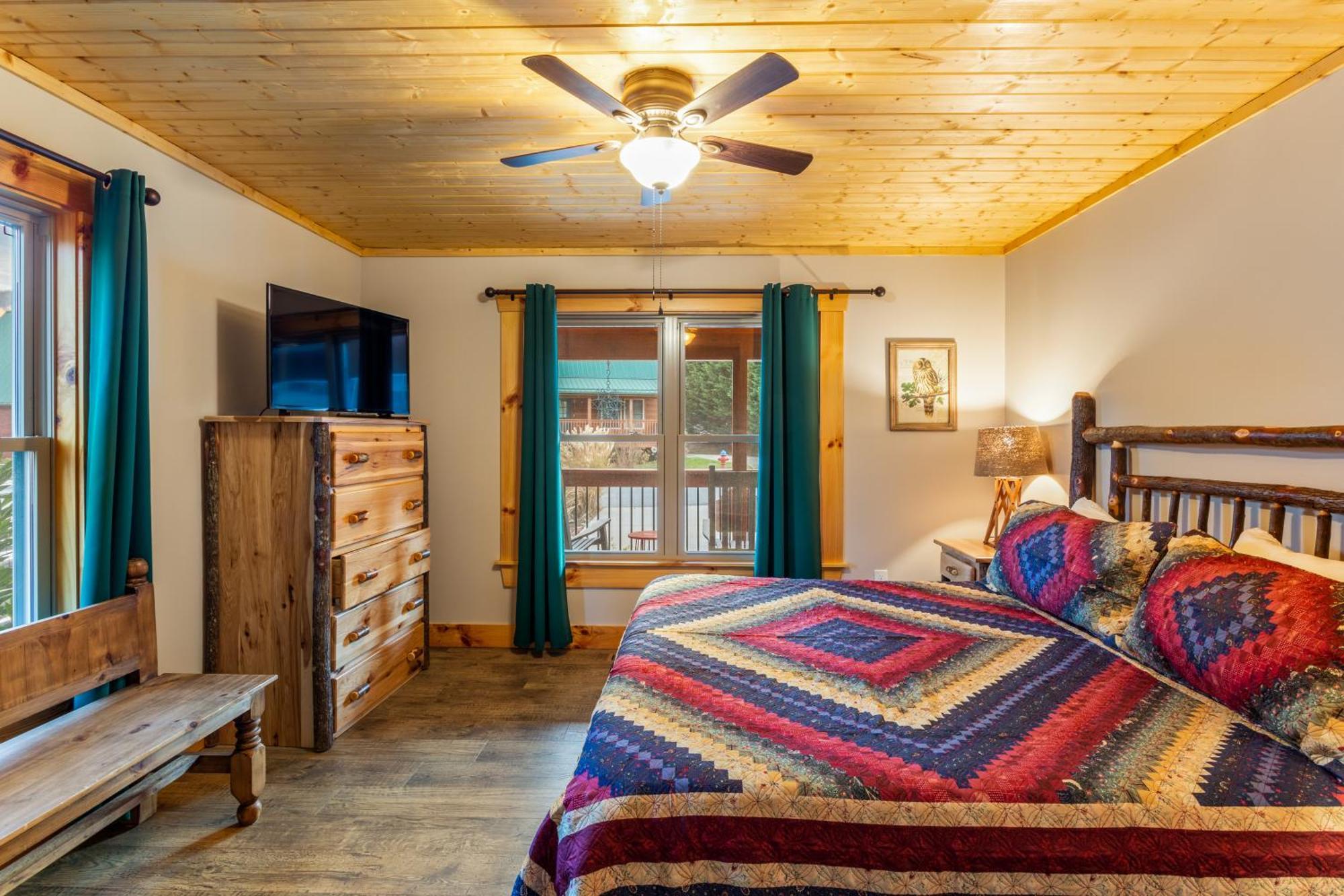 The Snow Owl Cabin Maggie Valley Exterior photo