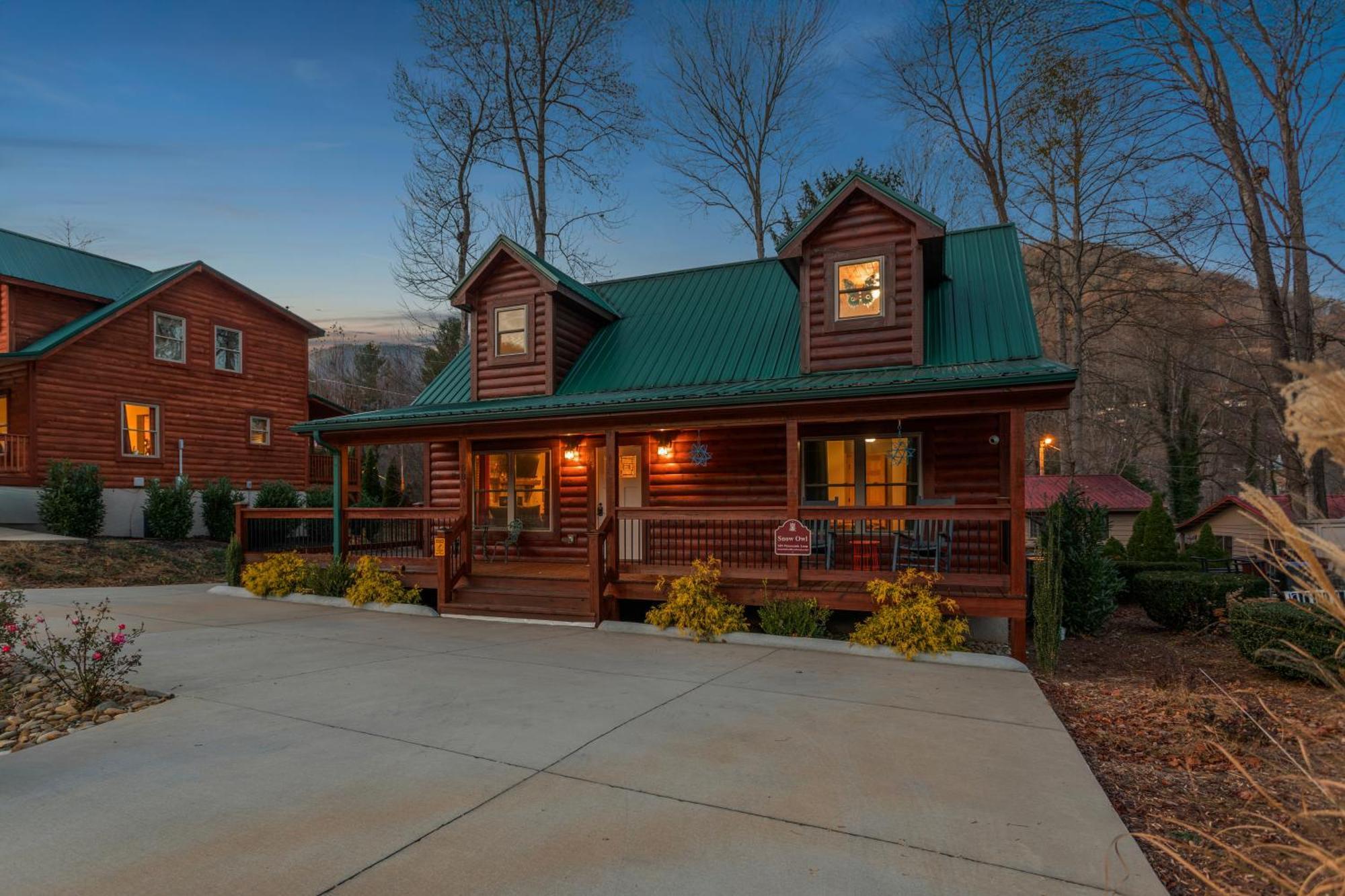 The Snow Owl Cabin Maggie Valley Exterior photo