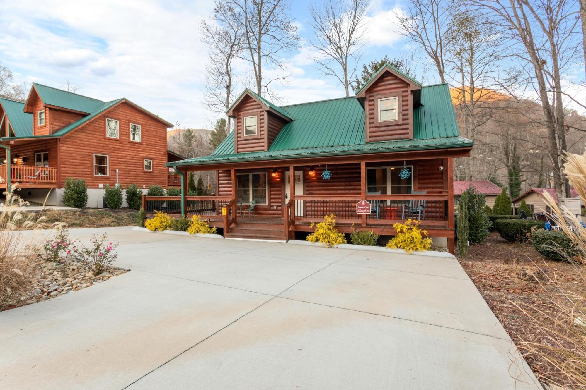 The Snow Owl Cabin Maggie Valley Exterior photo